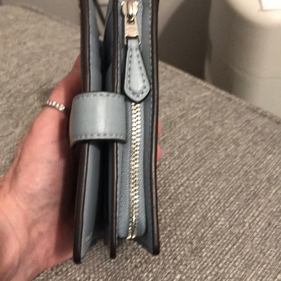 Coach - Picture 8 of 8